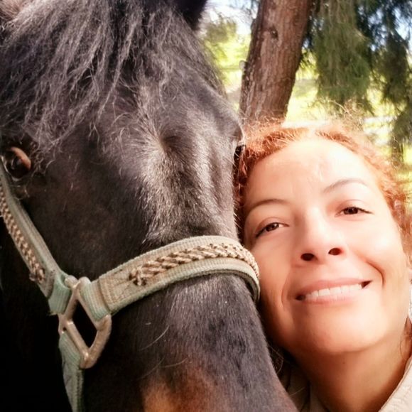 Meet your Posher, Faby - Picture 1 of 1